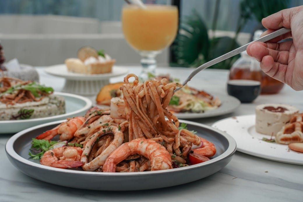 貓禾景觀咖啡｜桃園乳姑山夜景餐廳，貓禾咖啡山上的玻璃泡泡屋景觀咖啡廳， 180度景觀遠眺101，百萬夜景超迷人，約會景點