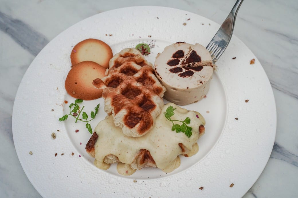 貓禾景觀咖啡｜桃園乳姑山夜景餐廳，貓禾咖啡山上的玻璃泡泡屋景觀咖啡廳， 180度景觀遠眺101，百萬夜景超迷人，約會景點