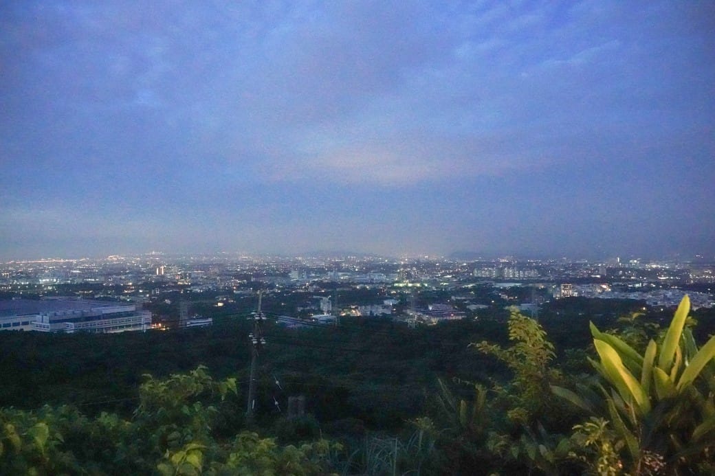 貓禾景觀咖啡｜桃園乳姑山夜景餐廳，貓禾咖啡山上的玻璃泡泡屋景觀咖啡廳， 180度景觀遠眺101，百萬夜景超迷人，約會景點