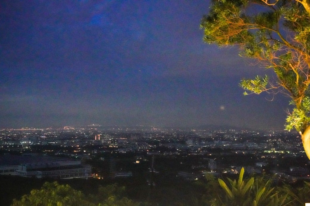 貓禾景觀咖啡｜桃園乳姑山夜景餐廳，貓禾咖啡山上的玻璃泡泡屋景觀咖啡廳， 180度景觀遠眺101，百萬夜景超迷人，約會景點