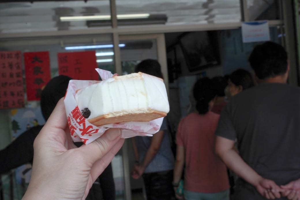 正典牛乳大王餅乾三明治冰磚,南投中興新村必吃必買伴手禮,滿滿的兒時回憶 - 第13張圖 正典牛乳大王餅乾三明治冰磚,南投中興新村必吃必買伴手禮,滿滿的兒時回憶