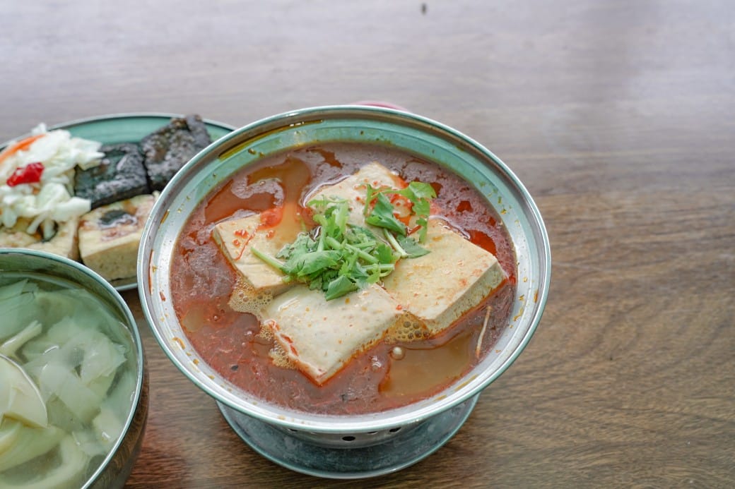 苗栗泰安美食|黑皮臭豆腐,泰安老街黑白臭豆腐,中藥黑皮臭豆腐連食尚玩家都大推~ - 第35張圖 苗栗泰安美食|黑皮臭豆腐,泰安老街黑白臭豆腐,中藥黑皮臭豆腐連食尚玩家都大推~