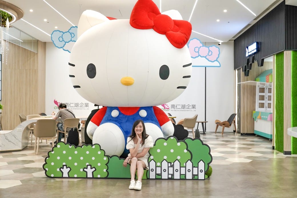 新竹湖口服務區，全台最萌休息站，巨大HELLO KITTY降臨，三麗鷗大集合，還有小火車可以搭！