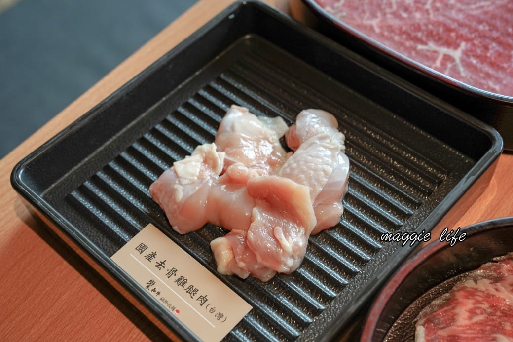 饗和牛鍋物放題388起,桃園火車站旁新開幕,CP值超高和牛吃到飽,超過百種食材,還有近30種飲料無限暢飲! - 第71張圖 饗和牛鍋物放題388起,桃園火車站旁新開幕,CP值超高和牛吃到飽,超過百種食材,還有近30種飲料無限暢飲!