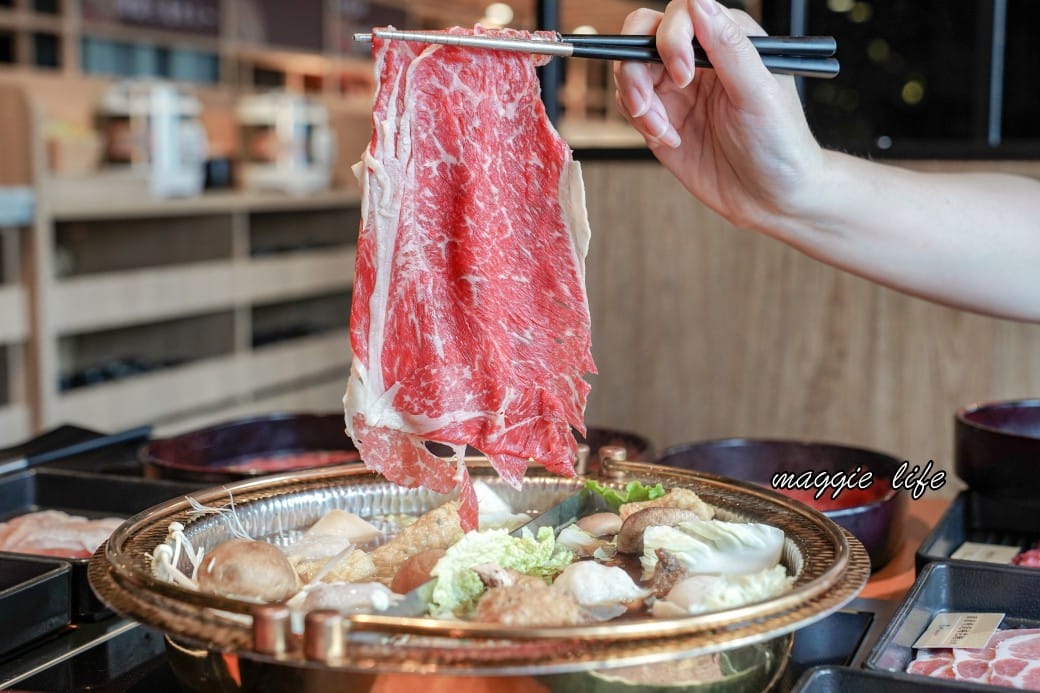 饗和牛鍋物放題388起,桃園火車站旁新開幕,CP值超高和牛吃到飽,超過百種食材,還有近30種飲料無限暢飲! - 第55張圖 饗和牛鍋物放題388起,桃園火車站旁新開幕,CP值超高和牛吃到飽,超過百種食材,還有近30種飲料無限暢飲!