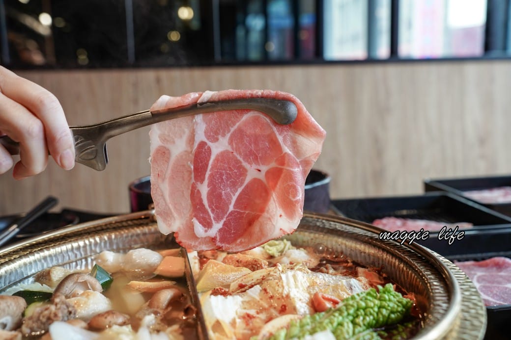 饗和牛鍋物放題388起,桃園火車站旁新開幕,CP值超高和牛吃到飽,超過百種食材,還有近30種飲料無限暢飲! - 第66張圖 饗和牛鍋物放題388起,桃園火車站旁新開幕,CP值超高和牛吃到飽,超過百種食材,還有近30種飲料無限暢飲!