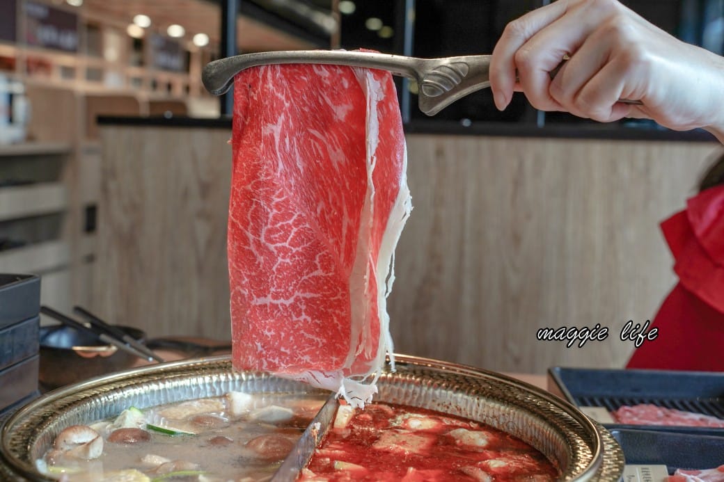 饗和牛鍋物放題388起,桃園火車站旁新開幕,CP值超高和牛吃到飽,超過百種食材,還有近30種飲料無限暢飲! - 第46張圖 饗和牛鍋物放題388起,桃園火車站旁新開幕,CP值超高和牛吃到飽,超過百種食材,還有近30種飲料無限暢飲!