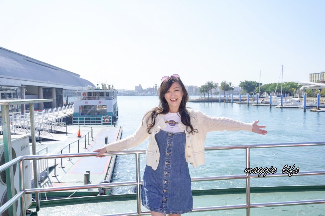 高雄鼓山旗津渡輪站｜時間，票價，摩托車腳踏車都可以搭乘，鼓山魚市場