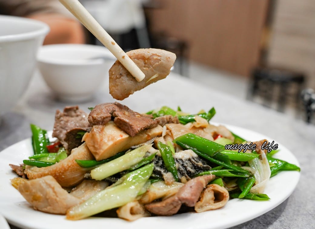 台南美食｜文章牛肉湯，台南必吃排隊牛肉湯，心中第一名的牛肉湯