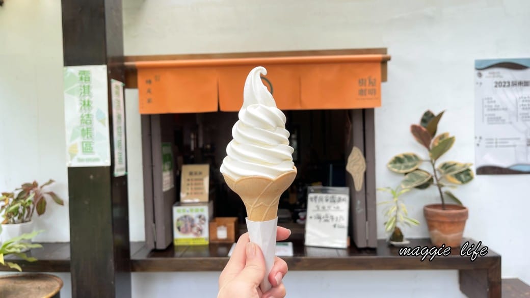 台南安平樹屋｜樹屋咖啡館，安平老街裡的老樹區世外桃源，朱玖瑩故居，布滿樹根的空橋步道，優惠門票，台南一日遊