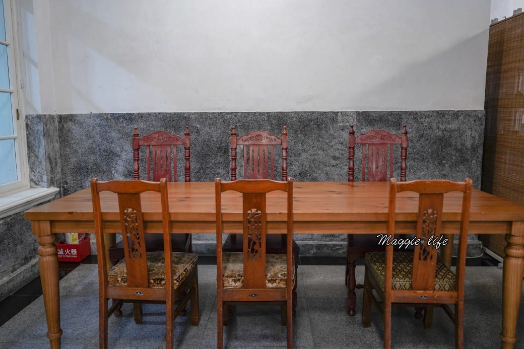 中山茶書院｜中山藏藝所｜來市定古蹟老宅裡面喝咖啡吧！還是喜憨兒基金會經營的，中山老宅咖啡推薦
