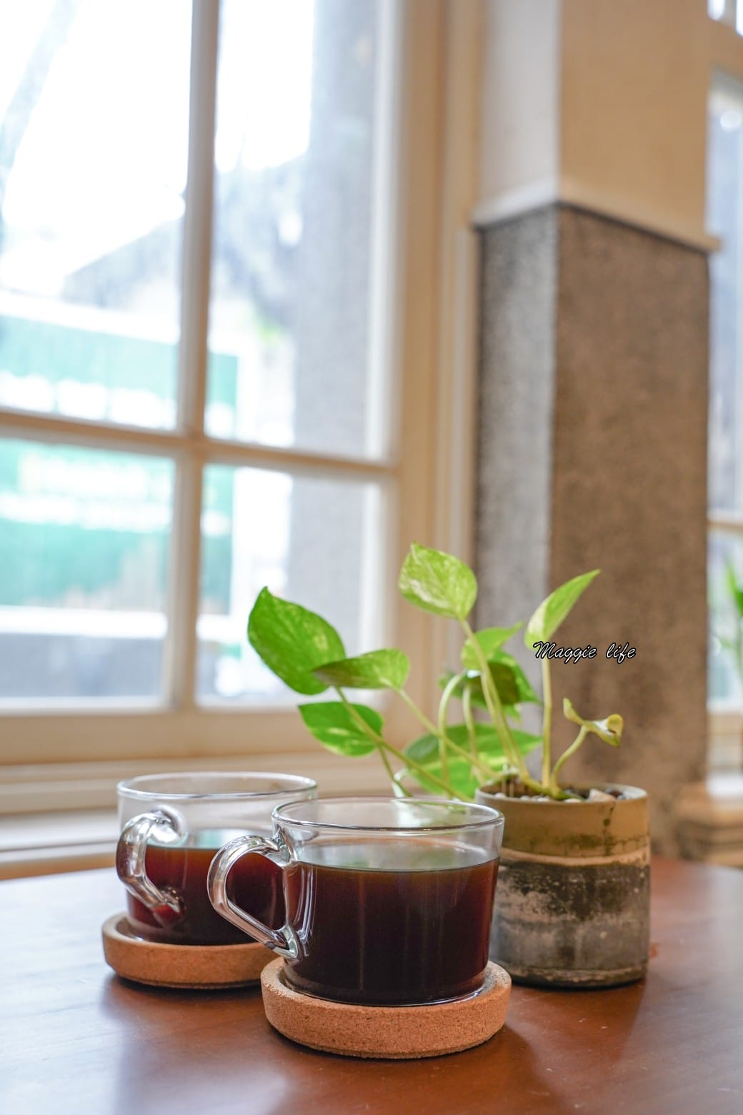 中山茶書院｜中山藏藝所｜來市定古蹟老宅裡面喝咖啡吧！還是喜憨兒基金會經營的，中山老宅咖啡推薦