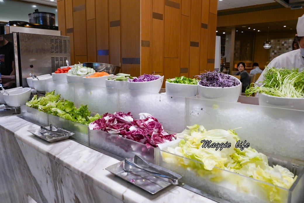 南港六福萬怡酒店敘日全日餐廳早餐buffet吃到飽,中式西式日式都有,9大區料理飽到下午都不用再吃了! - 第50張圖 南港六福萬怡酒店敘日全日餐廳早餐buffet吃到飽,中式西式日式都有,9大區料理飽到下午都不用再吃了!