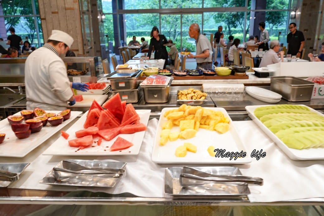 南港六福萬怡酒店敘日全日餐廳早餐buffet吃到飽,中式西式日式都有,9大區料理飽到下午都不用再吃了! - 第52張圖 南港六福萬怡酒店敘日全日餐廳早餐buffet吃到飽,中式西式日式都有,9大區料理飽到下午都不用再吃了!