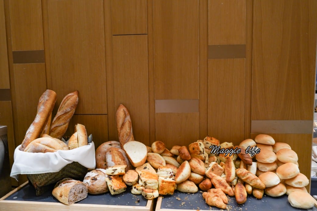 南港六福萬怡酒店敘日全日餐廳早餐buffet吃到飽,中式西式日式都有,9大區料理飽到下午都不用再吃了! - 第57張圖 南港六福萬怡酒店敘日全日餐廳早餐buffet吃到飽,中式西式日式都有,9大區料理飽到下午都不用再吃了!