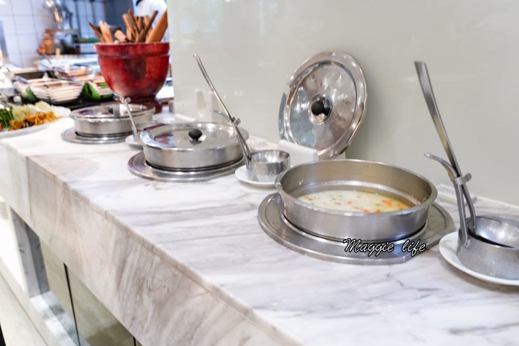 南港六福萬怡酒店敘日全日餐廳早餐buffet吃到飽,中式西式日式都有,9大區料理飽到下午都不用再吃了! - 第27張圖 南港六福萬怡酒店敘日全日餐廳早餐buffet吃到飽,中式西式日式都有,9大區料理飽到下午都不用再吃了!