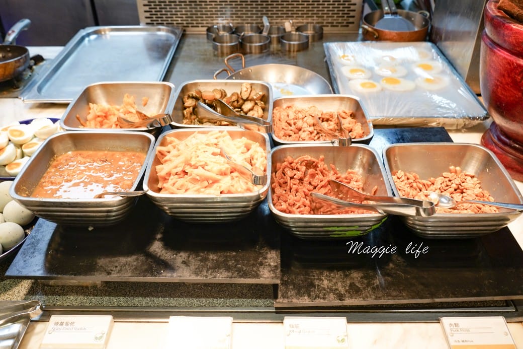 南港六福萬怡酒店敘日全日餐廳早餐buffet吃到飽,中式西式日式都有,9大區料理飽到下午都不用再吃了! - 第29張圖 南港六福萬怡酒店敘日全日餐廳早餐buffet吃到飽,中式西式日式都有,9大區料理飽到下午都不用再吃了!