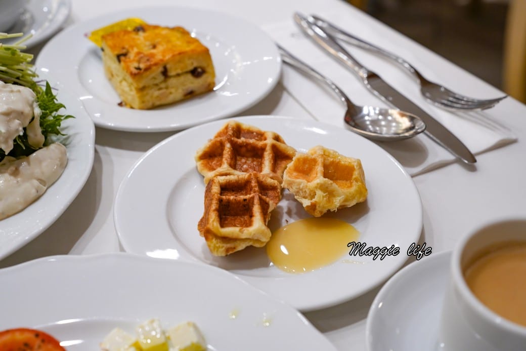 南港六福萬怡酒店敘日全日餐廳早餐buffet吃到飽,中式西式日式都有,9大區料理飽到下午都不用再吃了! - 第56張圖 南港六福萬怡酒店敘日全日餐廳早餐buffet吃到飽,中式西式日式都有,9大區料理飽到下午都不用再吃了!