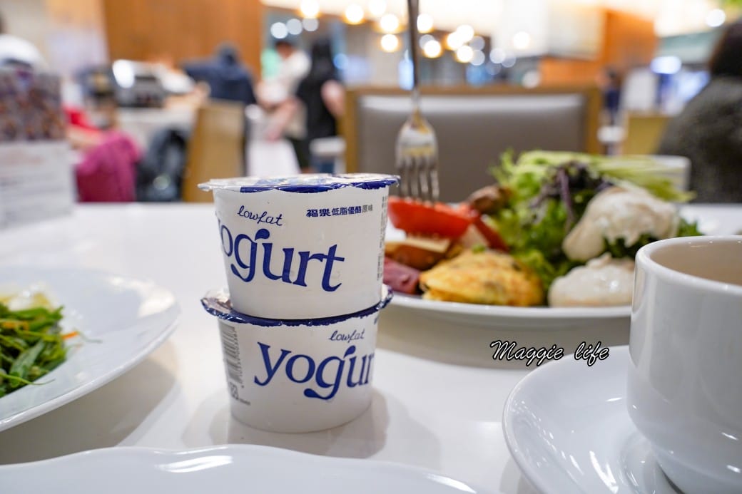 南港六福萬怡酒店敘日全日餐廳早餐buffet吃到飽,中式西式日式都有,9大區料理飽到下午都不用再吃了! - 第42張圖 南港六福萬怡酒店敘日全日餐廳早餐buffet吃到飽,中式西式日式都有,9大區料理飽到下午都不用再吃了!