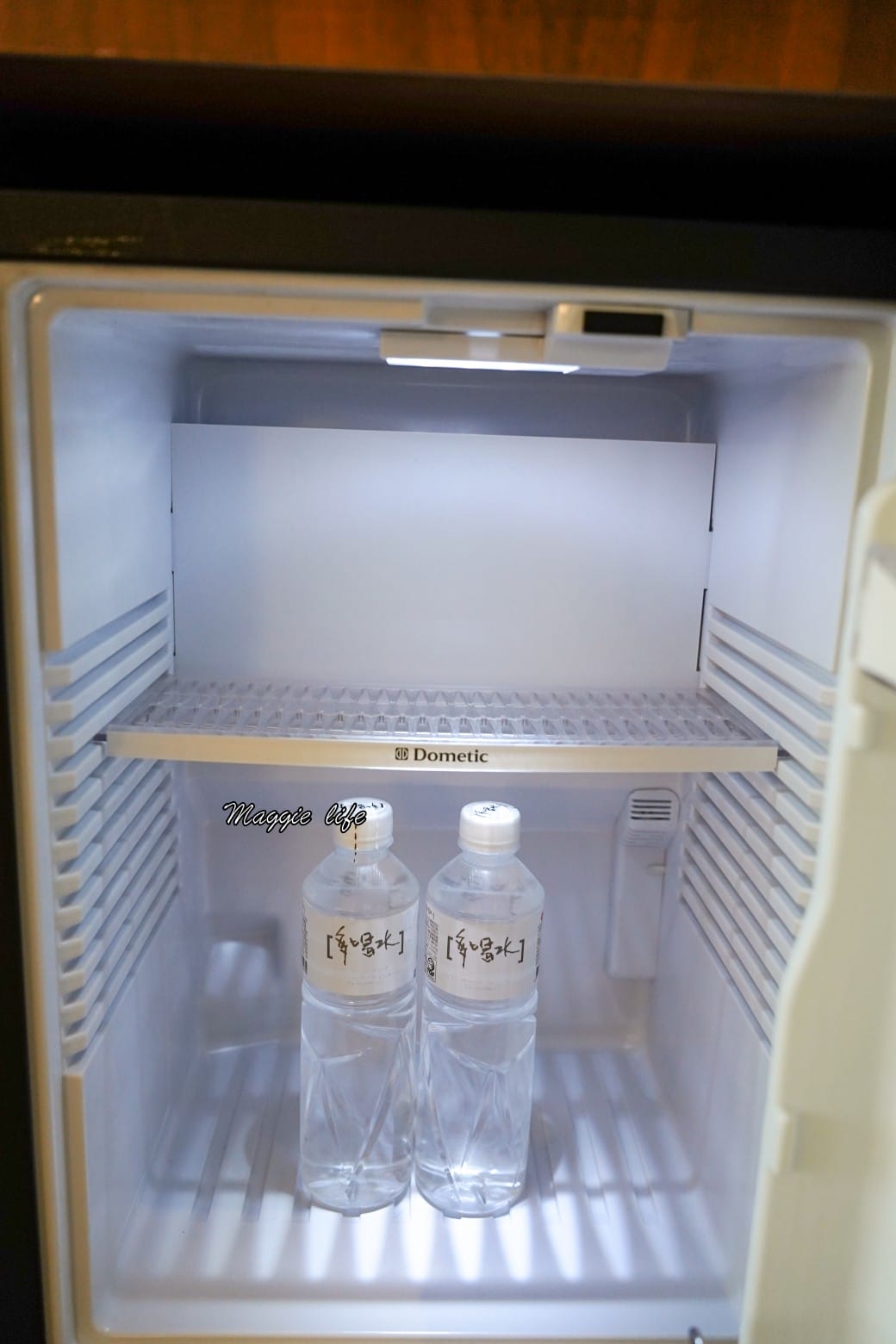 台北六福萬怡酒店，五星萬豪飯店系列，大片玻璃窗山景景觀，台北住宿推薦，自助早餐超豐盛，南港站三鐵共構交通超級方便