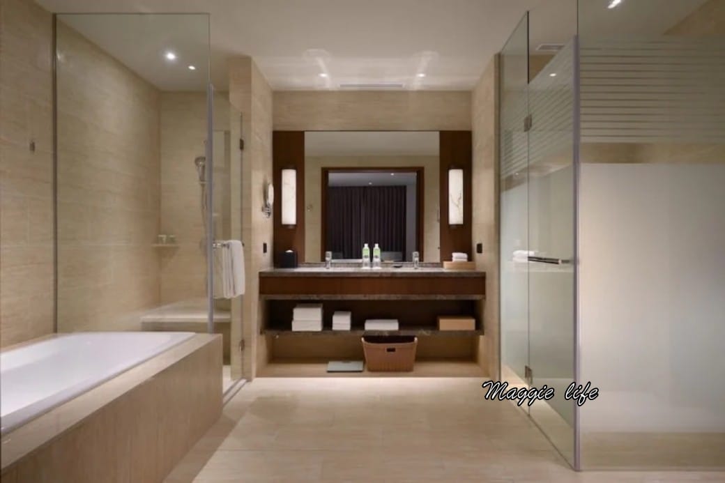 台北六福萬怡酒店，五星萬豪飯店系列，大片玻璃窗山景景觀，台北住宿推薦，自助早餐超豐盛，南港站三鐵共構交通超級方便