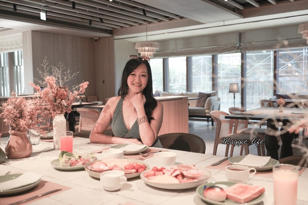 台北寒居酒店早餐，豐盛早午餐加上沙拉吧，優雅的環境觀賞落地窗外景觀，悠閒超CHILL的！