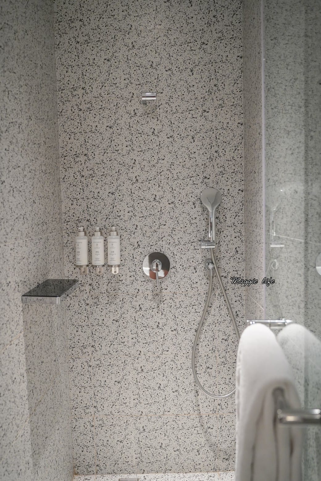 台北寒居酒店開箱，寒舍集團愛馬仕團隊打造精品飯店，米其林星廚美食，高空絕美泳池