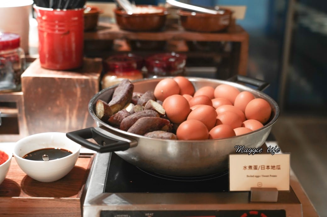 台北大安慕軒飯店MADISON TAIPEI HOTEL ，飯店奢華自助早餐吃到飽3.5小時吃好吃滿，一早就有松露蛋/烤魚/豬腳！信義安和站飯店推薦
