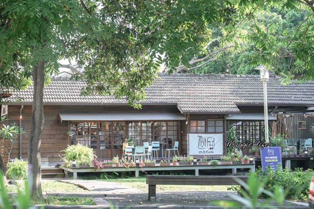 雲林斗六警察舊宿舍群,老屋控必遊,日治時期昭和建築,喝咖啡拍老屋,雲林斗六一日遊! - 第4張圖 雲林斗六警察舊宿舍群,老屋控必遊,日治時期昭和建築,喝咖啡拍老屋,雲林斗六一日遊!