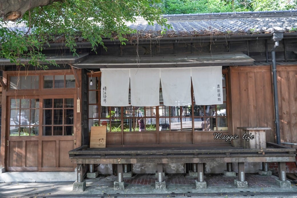 雲林斗六警察舊宿舍群,老屋控必遊,日治時期昭和建築,喝咖啡拍老屋,雲林斗六一日遊! - 第8張圖 雲林斗六警察舊宿舍群,老屋控必遊,日治時期昭和建築,喝咖啡拍老屋,雲林斗六一日遊!