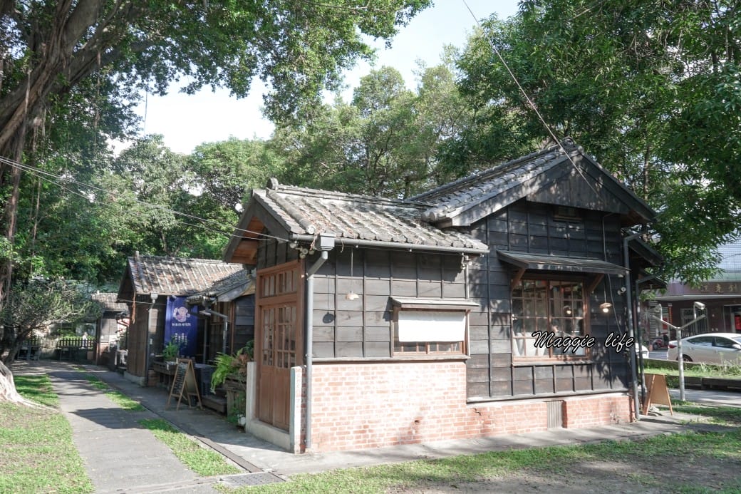 雲林斗六警察舊宿舍群,老屋控必遊,日治時期昭和建築,喝咖啡拍老屋,雲林斗六一日遊! - 第16張圖 雲林斗六警察舊宿舍群,老屋控必遊,日治時期昭和建築,喝咖啡拍老屋,雲林斗六一日遊!