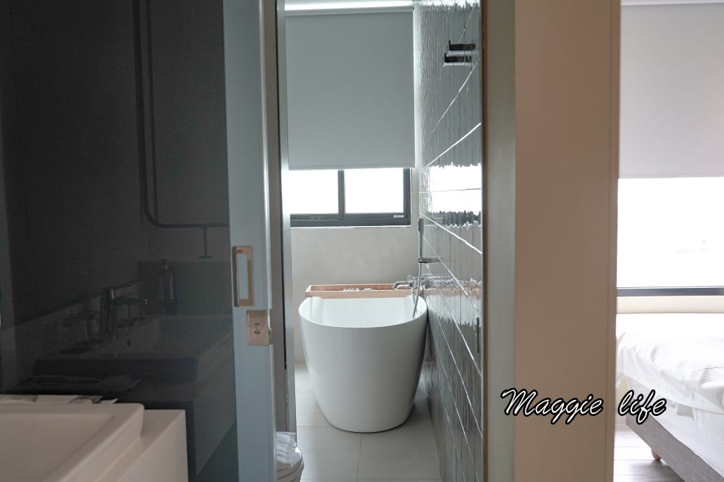 台南森行旅Mori Hotel 開箱｜台南安平景觀網美飯店， 河景親子樓中樓家庭房超讚！