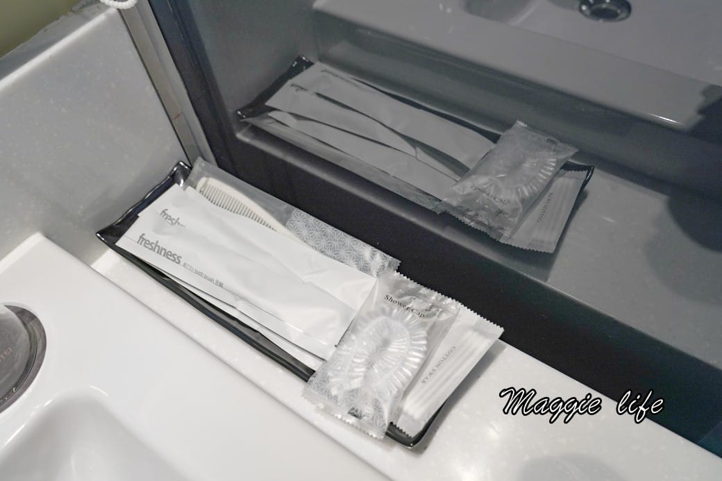 台南森行旅Mori Hotel 開箱｜台南安平景觀網美飯店， 河景親子樓中樓家庭房超讚！