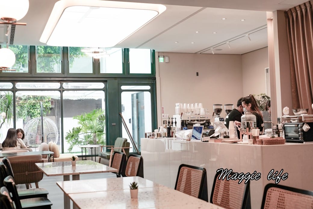 上島MUC Coffee Roasters 安平旗艦店，日本首店進駐台南安平，純白網美咖啡廳，咖啡餐點儀式感滿滿