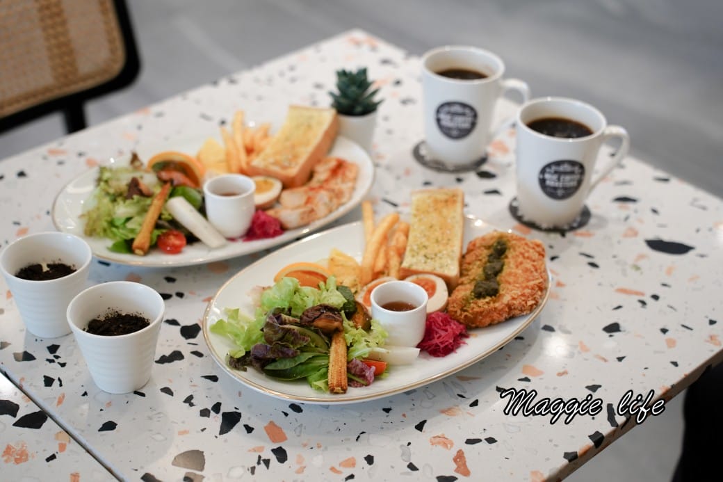 上島MUC Coffee Roasters 安平旗艦店，日本首店進駐台南安平，純白網美咖啡廳，咖啡餐點儀式感滿滿