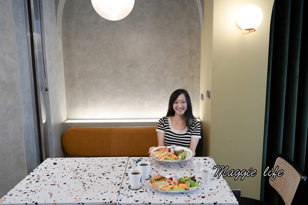 上島MUC Coffee Roasters 安平旗艦店，日本首店進駐台南安平，純白網美咖啡廳，咖啡餐點儀式感滿滿