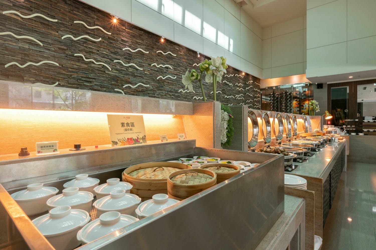 台南臺邦商旅帕莎西餐廳異國早午餐吃到飽，真的很超值