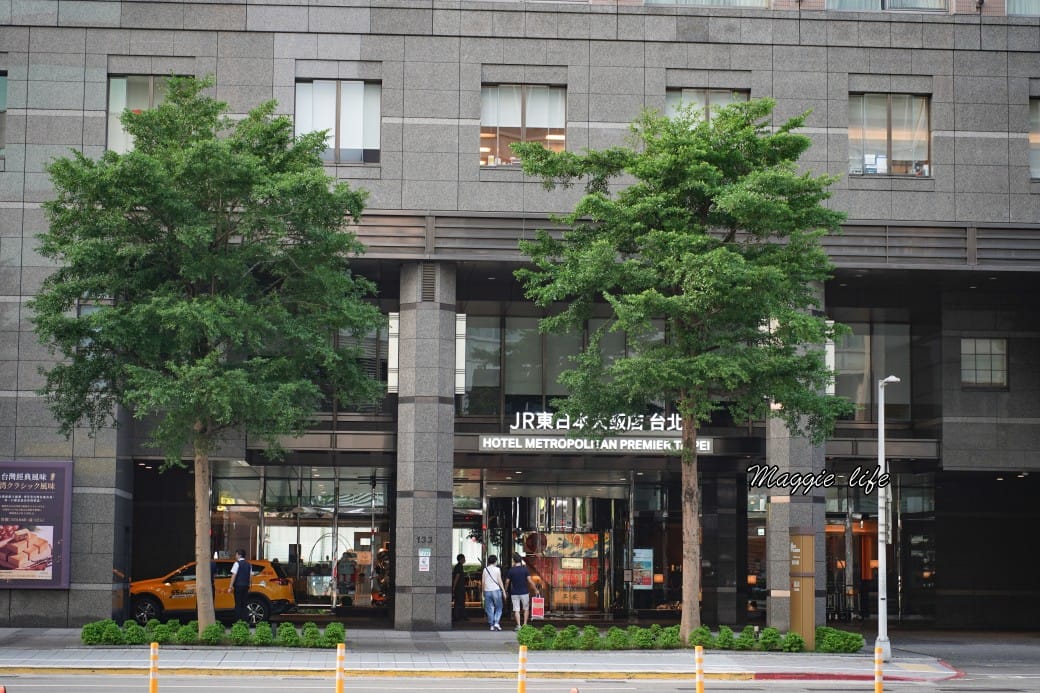 JR東日本大飯店台北鉑麗安全日餐廳 buffet 吃到飽，雙主餐威靈頓牛排，羊排，海鮮等，台北飯店吃到飽推薦，優惠價格
