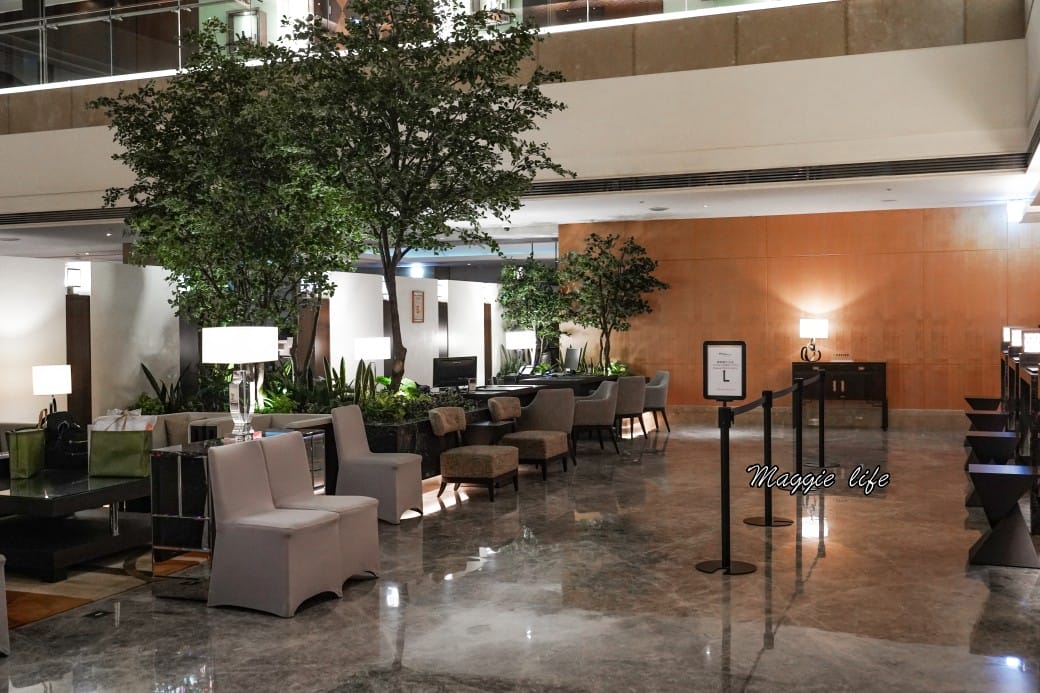 JR東日本大飯店台北鉑麗安全日餐廳 buffet 吃到飽，雙主餐威靈頓牛排，羊排，海鮮等，台北飯店吃到飽推薦，優惠價格