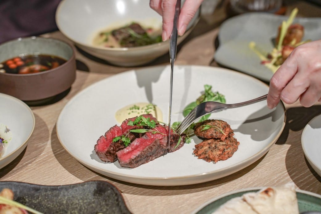 寒居酒店Be Good餐廳｜全新菜色「夏・饗宴」晚間套餐，米其林主廚打造地中海風格，你一定要來！
