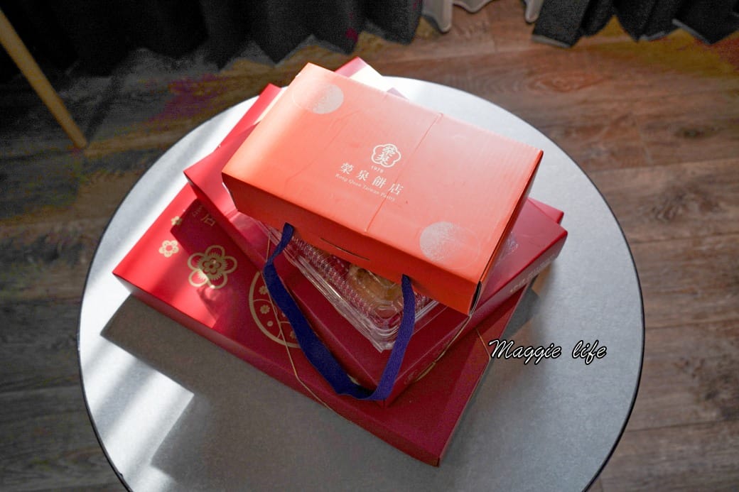 榮泉餅店| 台中神岡老餅鋪，傳承三代神岡在地經營超過60年的餅店  ，在地人激推，中秋節伴手禮首選