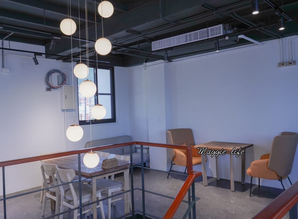 拾浪咖啡，北海岸面海景觀第一排咖啡廳，直接面海超療癒，IG打卡熱門景點