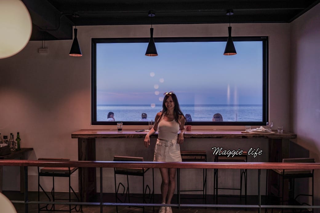 拾浪咖啡，北海岸面海景觀第一排咖啡廳，直接面海超療癒，IG打卡熱門景點