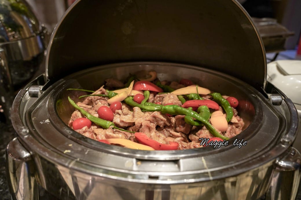 台北萬豪酒店GARDEN KITCHEN自助式早餐，超豐盛九大區buffet，大片落地窗面對花園吃早餐，高級感滿滿超療癒