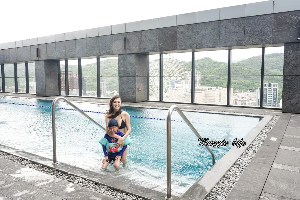 台北萬豪酒店住宿開箱，高空摩天輪景觀，天際泳池，親子住房玩到瘋，最新房價