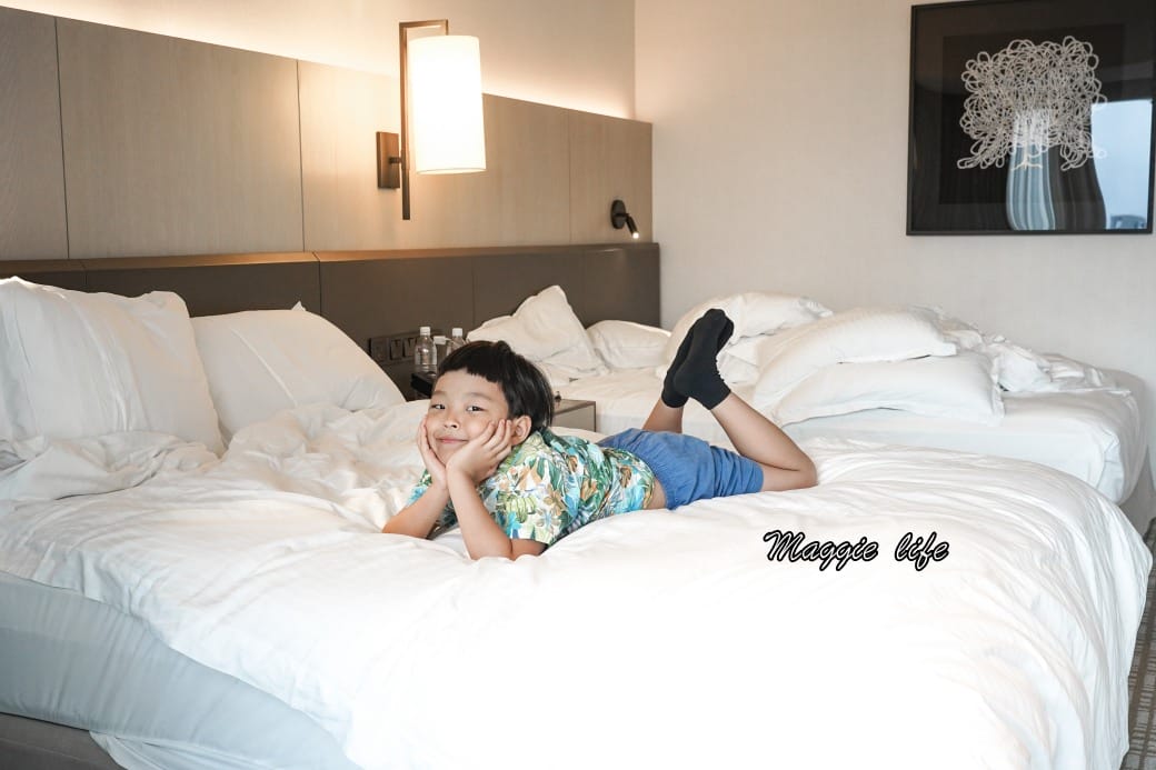 台北萬豪酒店住宿開箱，高空摩天輪景觀，天際泳池，親子住房玩到瘋，最新房價