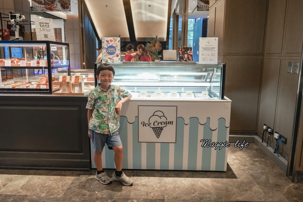 台北住宿台北萬豪酒店Marriott Taipei開箱｜親子奇幻樂遊島 ，游泳池，再送免費搭美麗華摩天輪