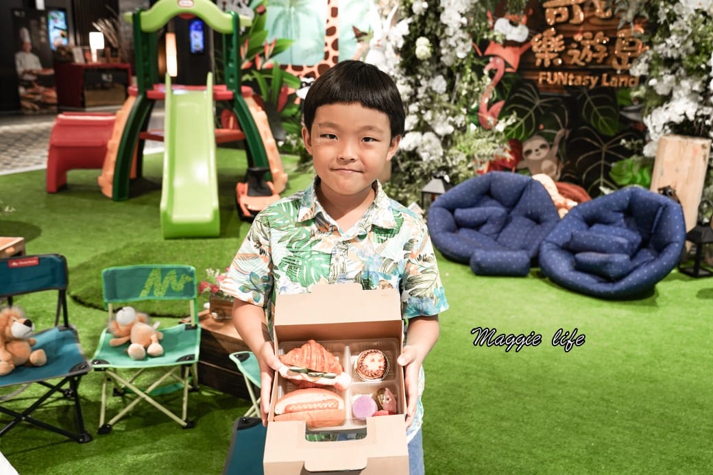 台北住宿台北萬豪酒店Marriott Taipei開箱｜親子奇幻樂遊島 ，游泳池，再送免費搭美麗華摩天輪