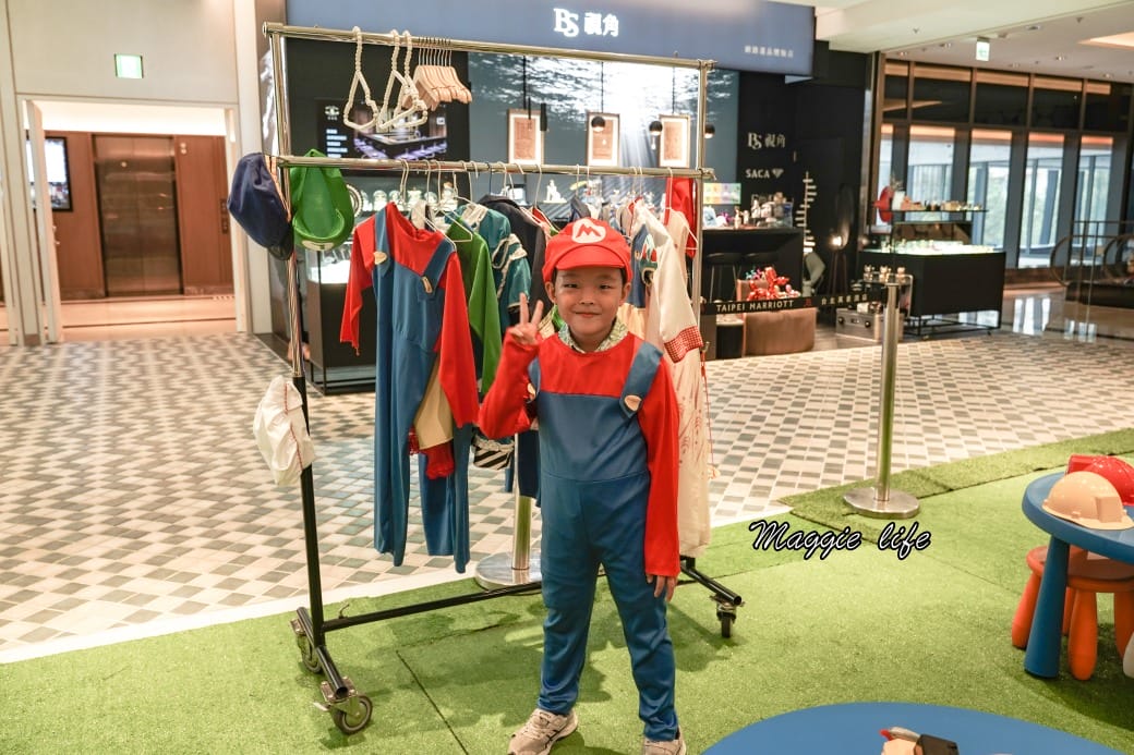 台北住宿台北萬豪酒店Marriott Taipei開箱｜親子奇幻樂遊島 ，游泳池，再送免費搭美麗華摩天輪