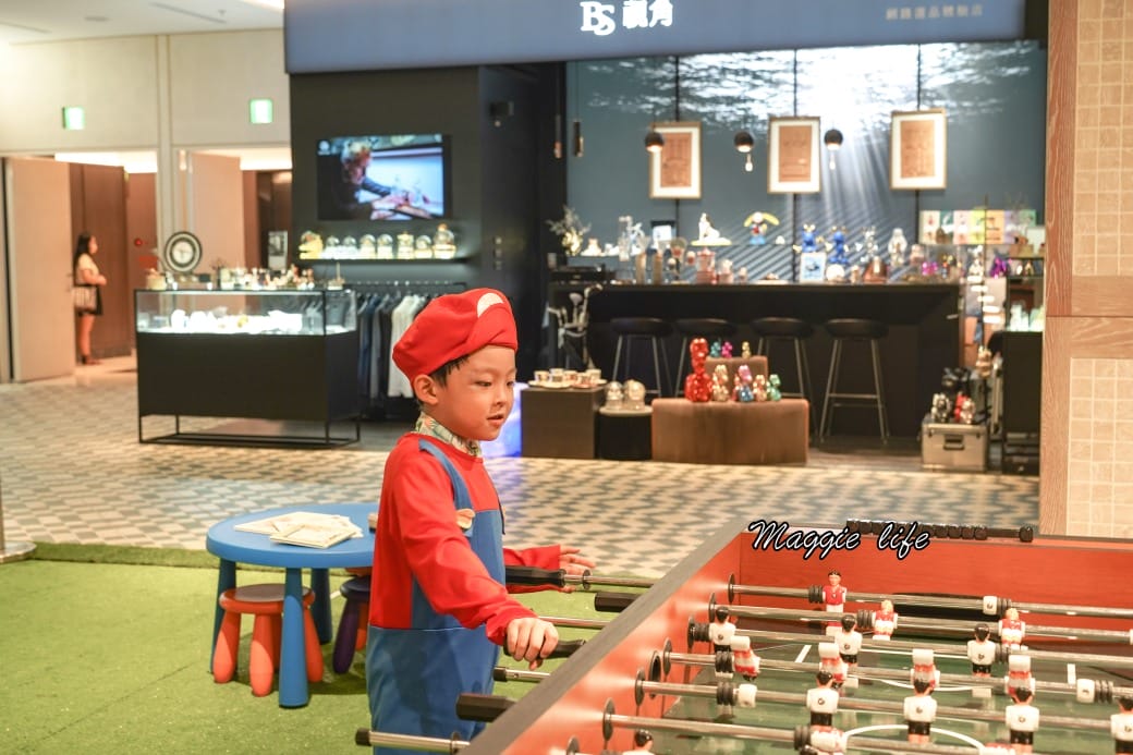 台北住宿台北萬豪酒店Marriott Taipei開箱｜親子奇幻樂遊島 ，游泳池，再送免費搭美麗華摩天輪